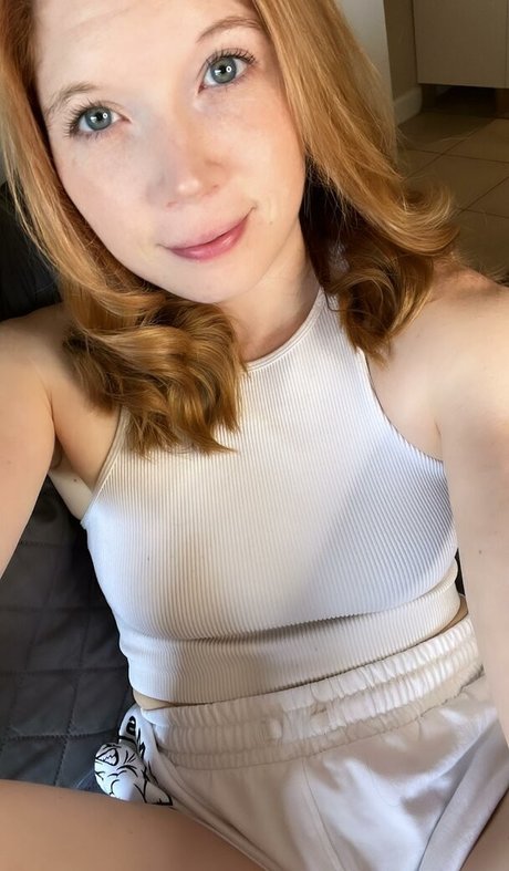 Peachy Noel hd star picture