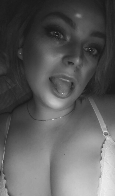 skyemoore model pretty images