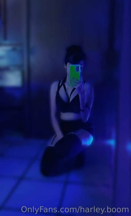 lesa dom hot star archive