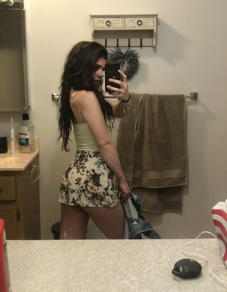 girl on girl onlyfans hot naked gallery