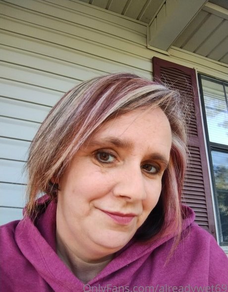 alreadywet69 nude star img