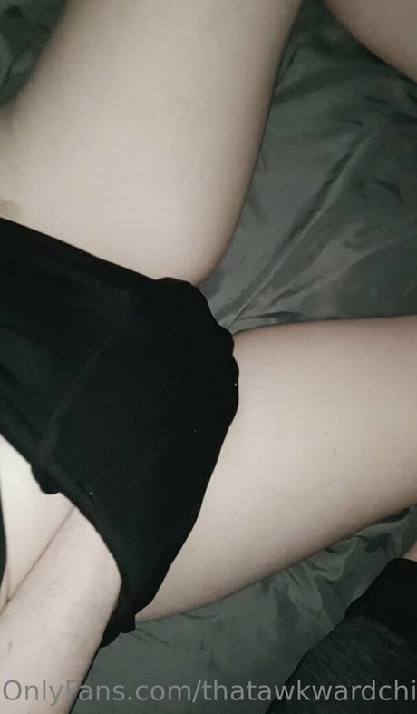 thatawkwardchickbecky pornstar top photo