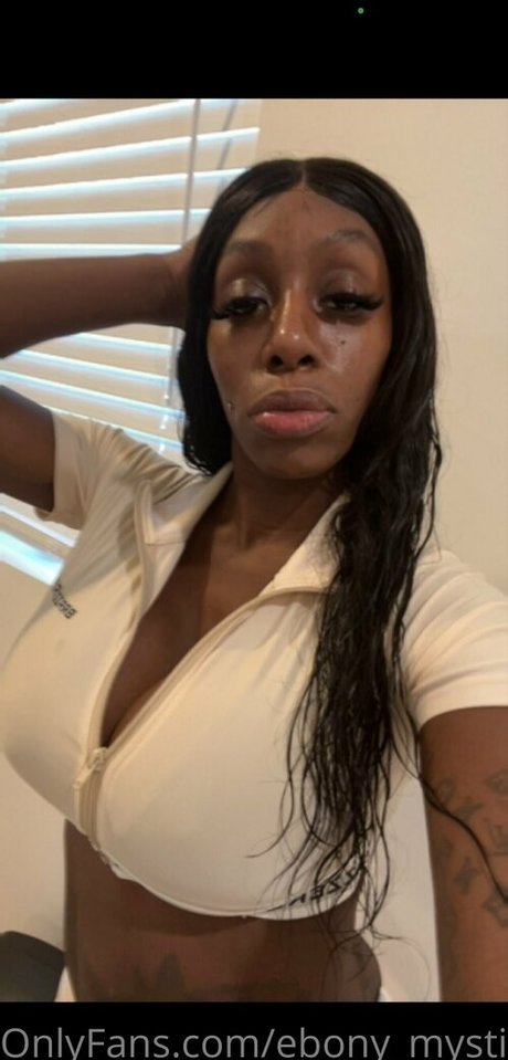 famous nude onlyfans porno picture