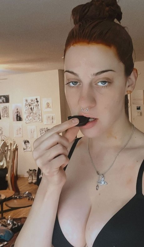 Tati Bruening erotic model archive