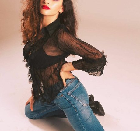 Martina Miticocchio sexy actress pic