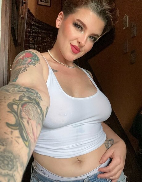 female popular onlyfans nudes archive