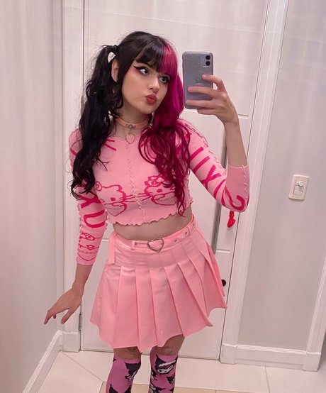 Lovecherrybella perfect pornstar image