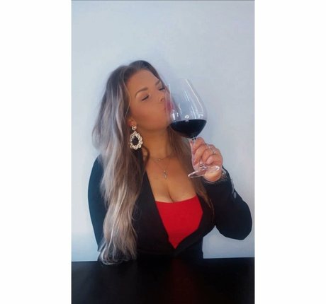 Joyce Straten nice model images