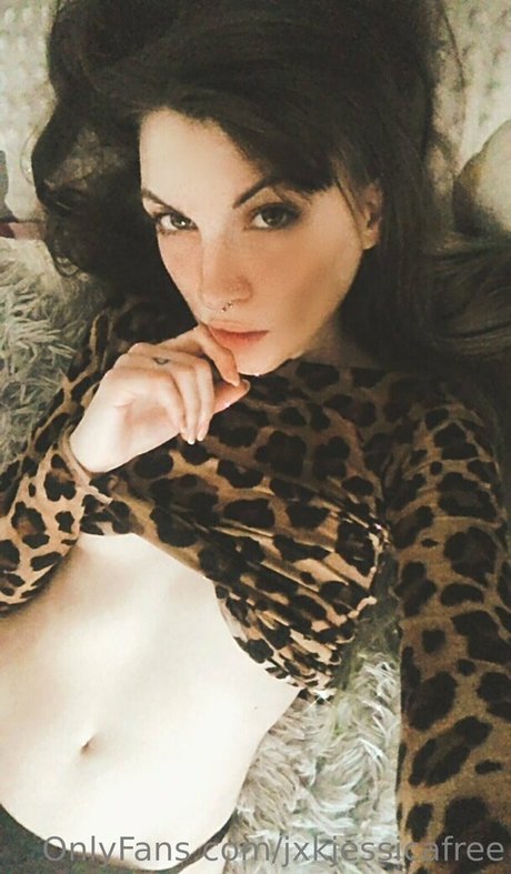 stepsister onlyfans free naked pictures