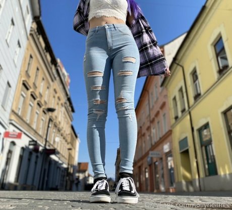 hollyhellfree pornstar top picture