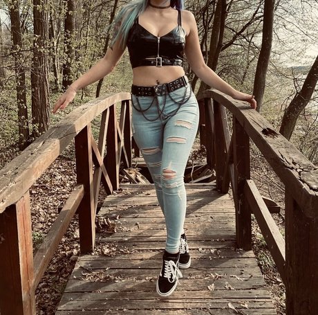 hollyhellfree hd star gallery