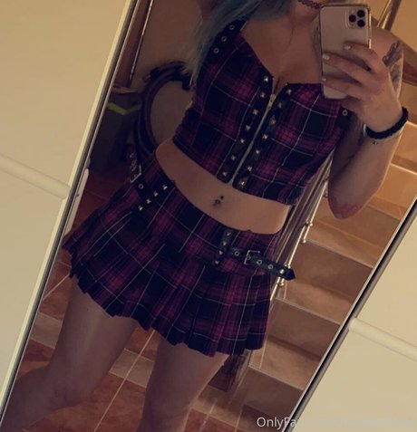 hollyhellfree star porn galleries