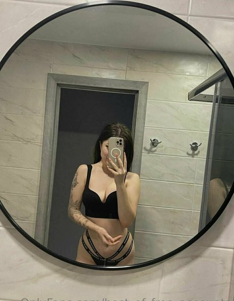 tanned onlyfans sexy nude image