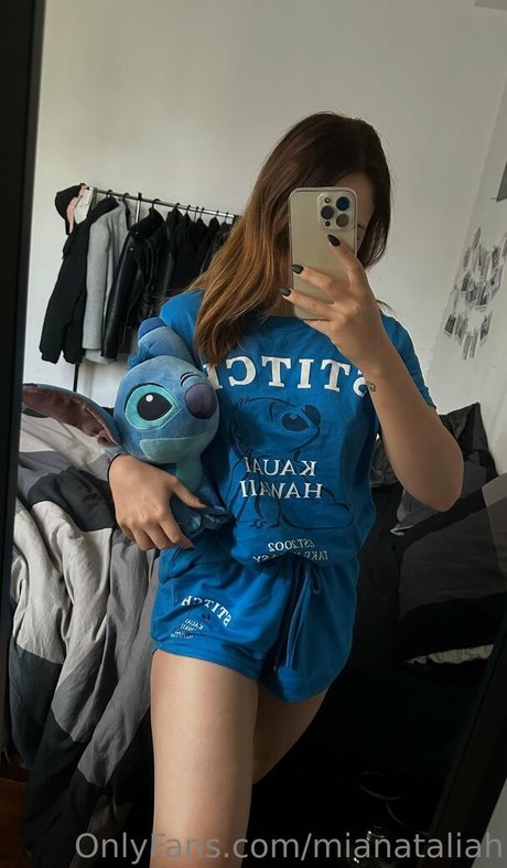 mianataliah model erotic picture