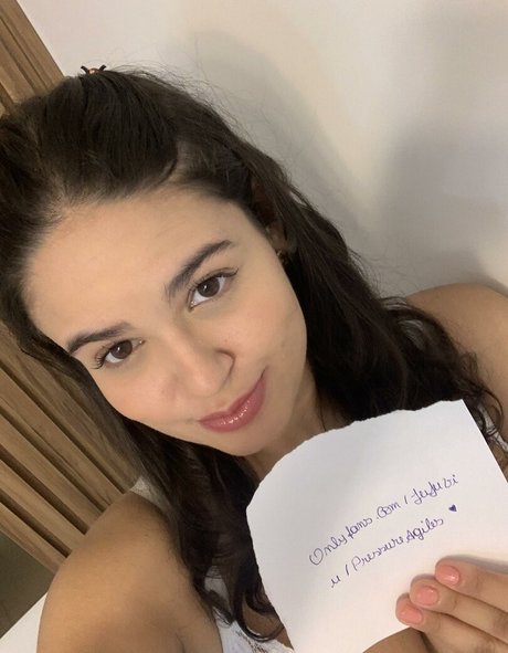 Jujuvi pornographic model gallery