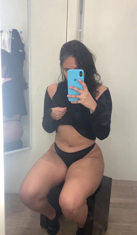 Jujuvi model art galleries