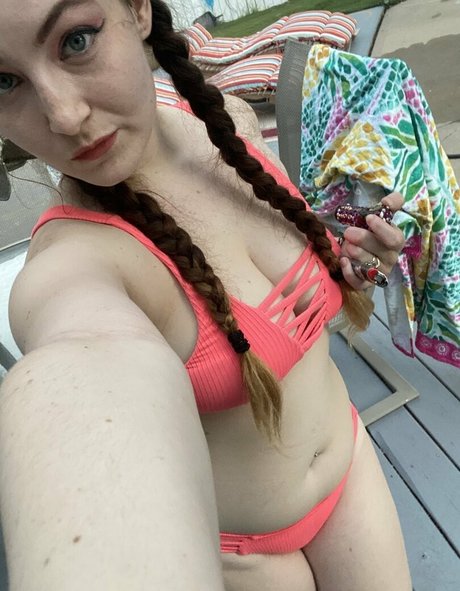 Lylah Love pornstar perfect photos