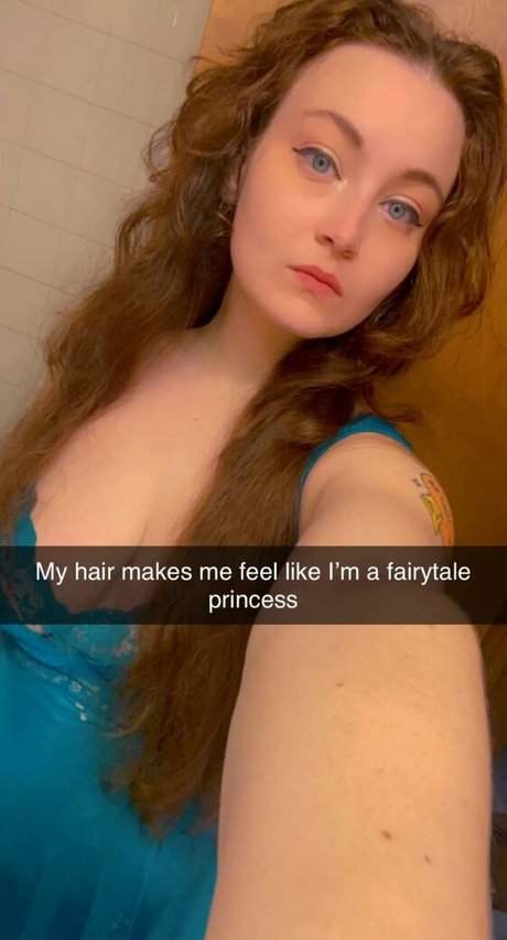 Lylah Love porn model pictures