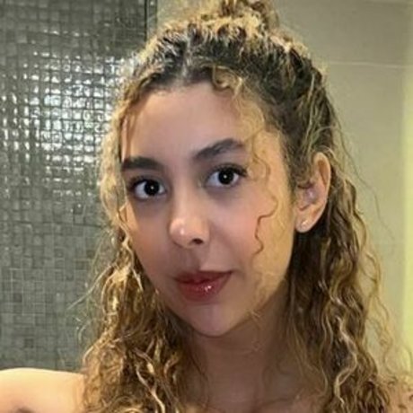 cleo clo star sexy img