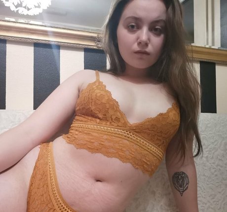 playfulass model exclusive pic