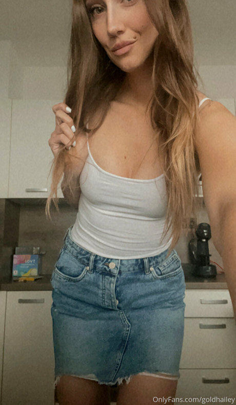 goldhailey erotic pornstar picture