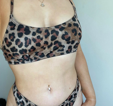 Sweetlikecinnam n star nudes picture