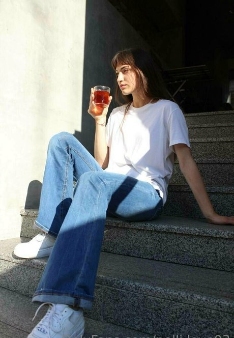 polli love03 high quality model photos