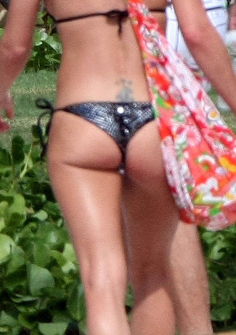 Jaime Pressly high quality actress picture