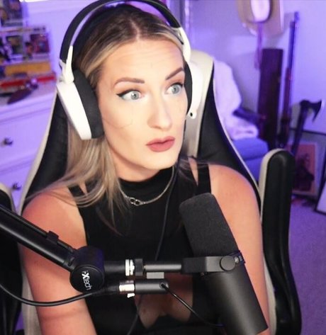 BasicWitGirl pornstar adult photo