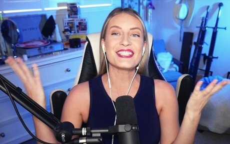 BasicWitGirl sexy model archive