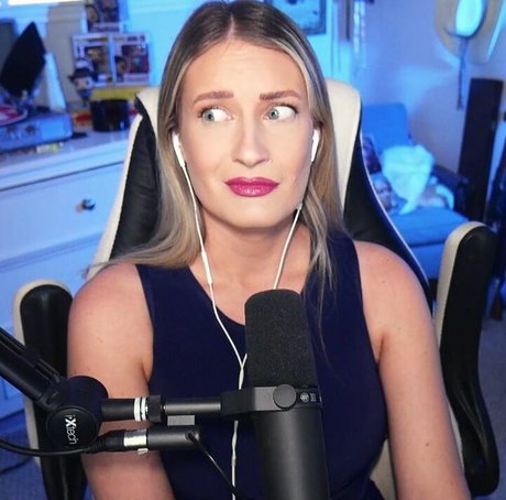 BasicWitGirl pornographic model galleries