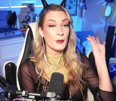 BasicWitGirl pornstar nice pics