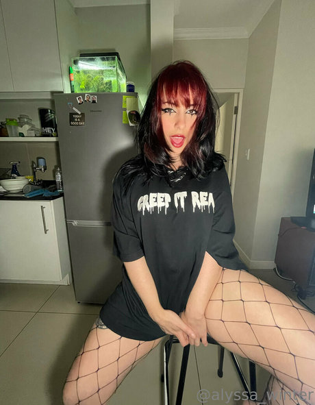 alyssa winter pornstar exclusive photos