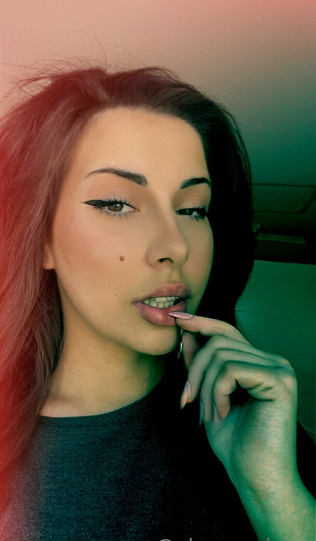 alyssa winter top model images