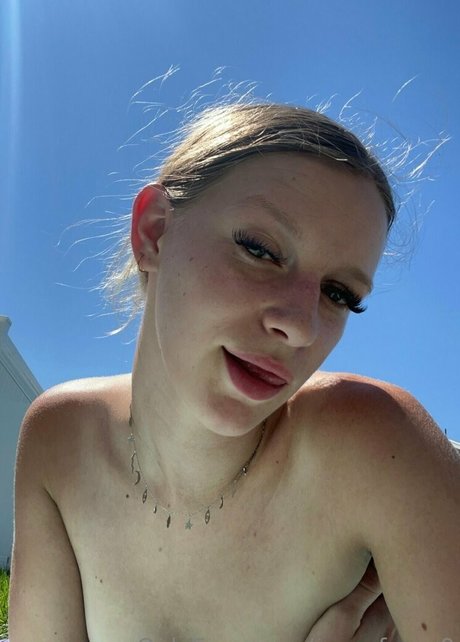 roxy freya0 nice star pics