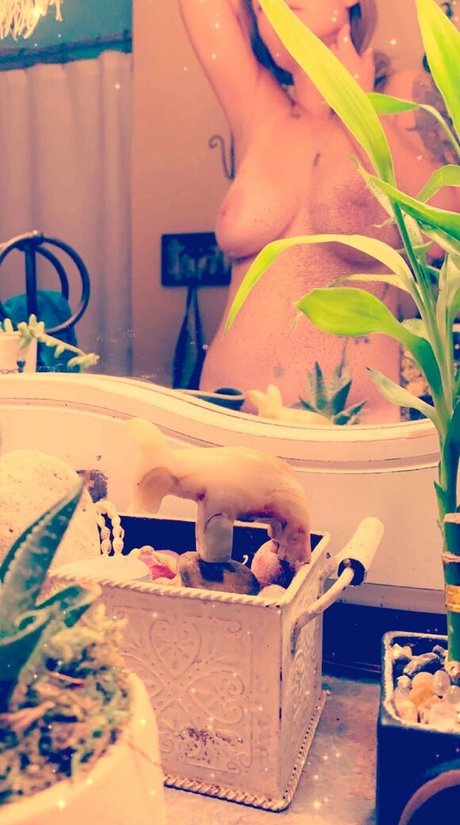 busty mom onlyfans hot porn images