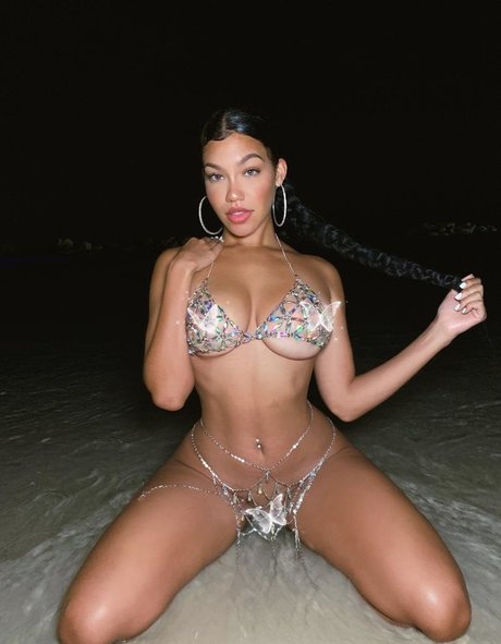 xttiona perfect model image