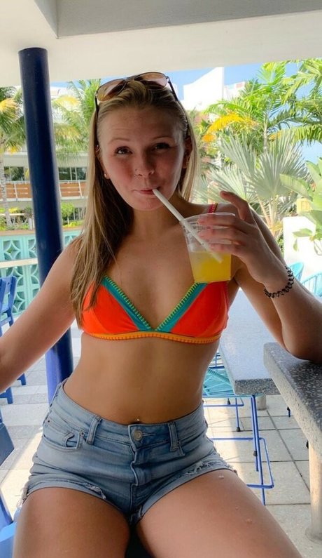 Melissa May star adult picture