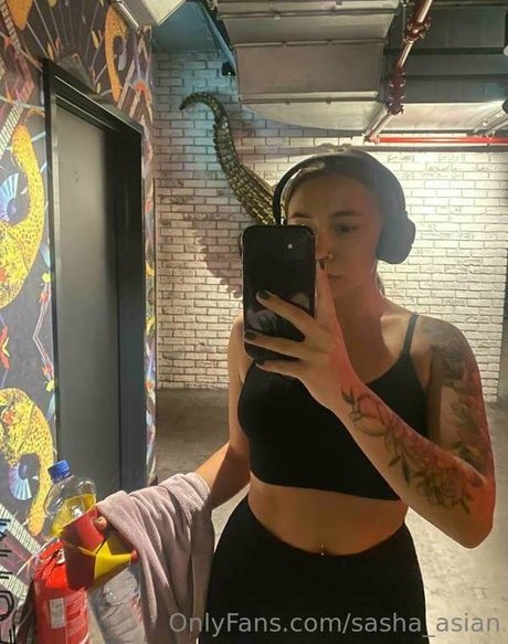 Sasha asian pornstar photo