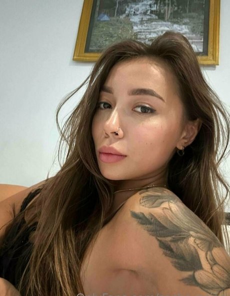 Sasha asian nice model img