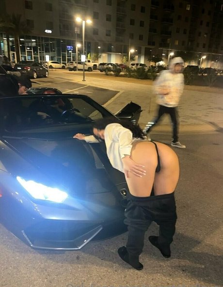 sweetsbellaxo model hd pics