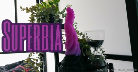 hairy legs onlyfans pretty picture