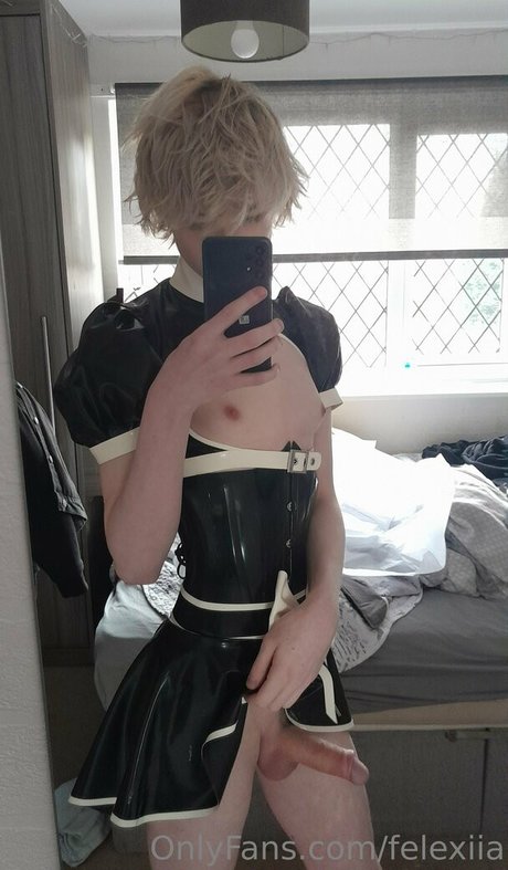 Felexiia nude pornstar photos