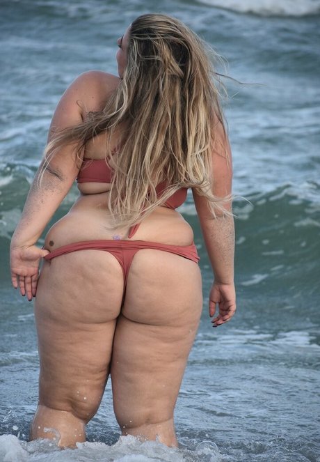 thebigbootybarbie2 best star pic