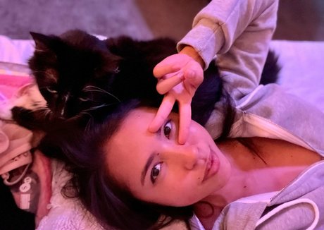 sincerelyxjade free exclusive actress pictures