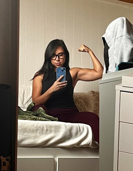 sincerelyxjade free nice actress image