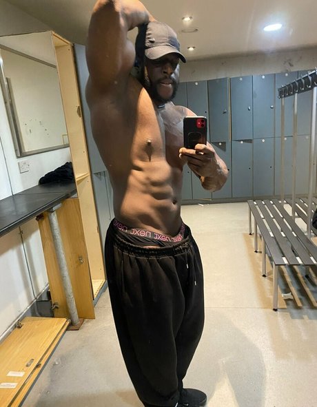 ass spread onlyfans pretty pictures