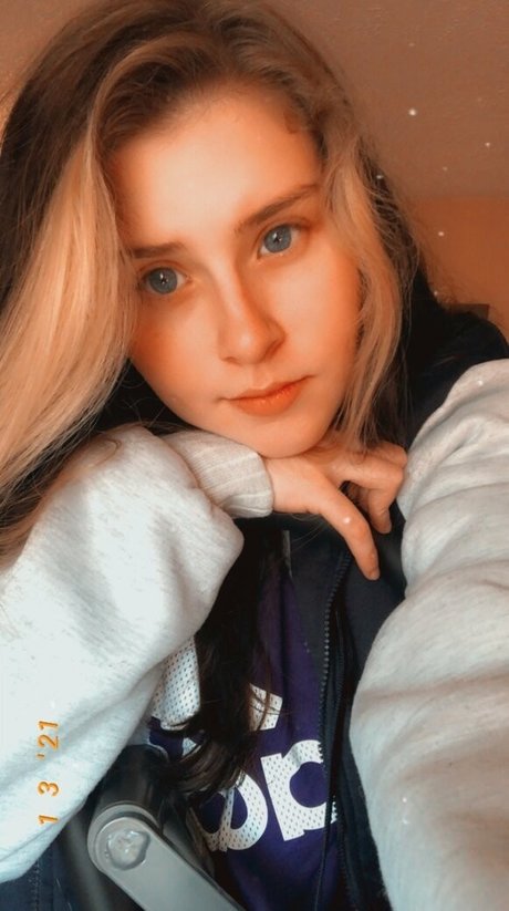 dildo onlyfans art nude picture