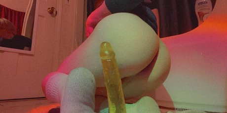 ohmeika xxx actress img