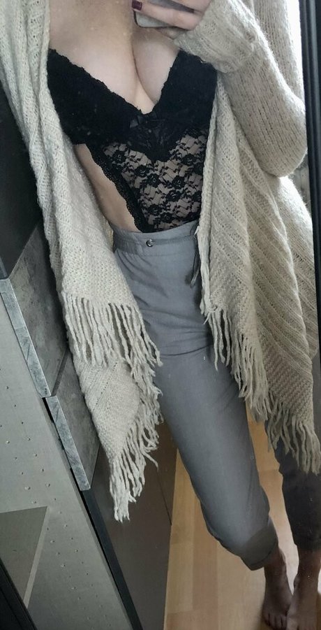 miadelicious pretty model archive